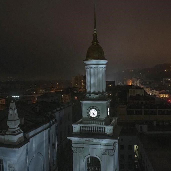 Russian authorities: Power back on in occupied Kherson